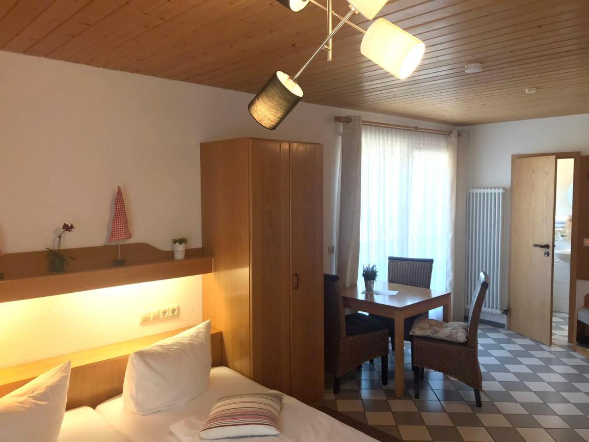 Self-Check-In Ferienwohnungen & Apartments Am Bergsee Triberg im Schwarzwald ภายนอก รูปภาพ