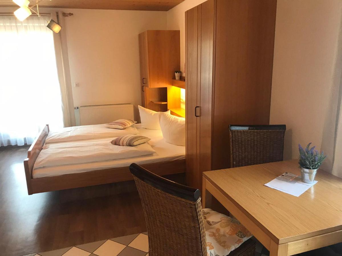 Self-Check-In Ferienwohnungen & Apartments Am Bergsee Triberg im Schwarzwald ภายนอก รูปภาพ
