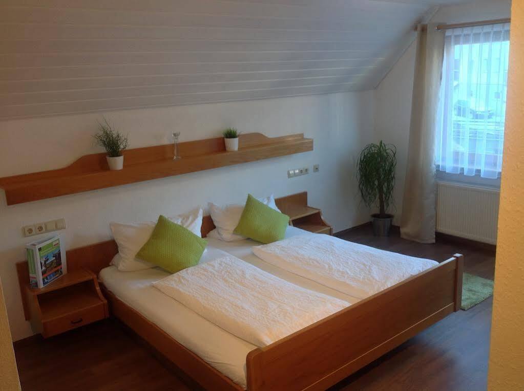 Self-Check-In Ferienwohnungen & Apartments Am Bergsee Triberg im Schwarzwald ภายนอก รูปภาพ